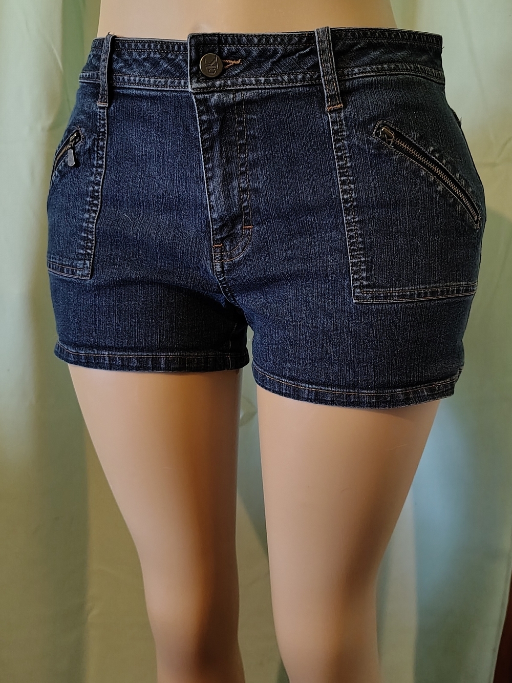 Calvin Klein Jeans Flat Front Dark Blue Denim Zip Pocket Hottie Shorts Women 11